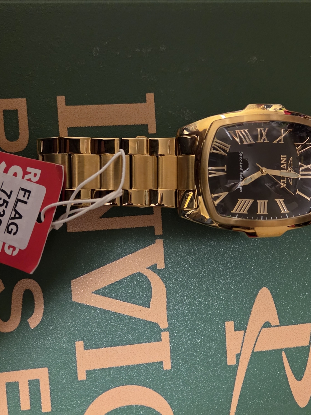 Invicta RED TAG SPECIAL. Gold Tone Men's Bracelet Watch with Black Dial
